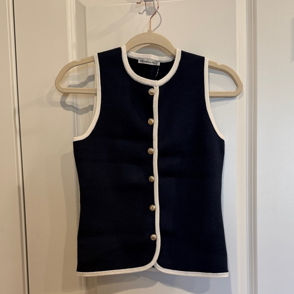 NWT - Abercrombie & Fitch Navy Vest top with White Trim